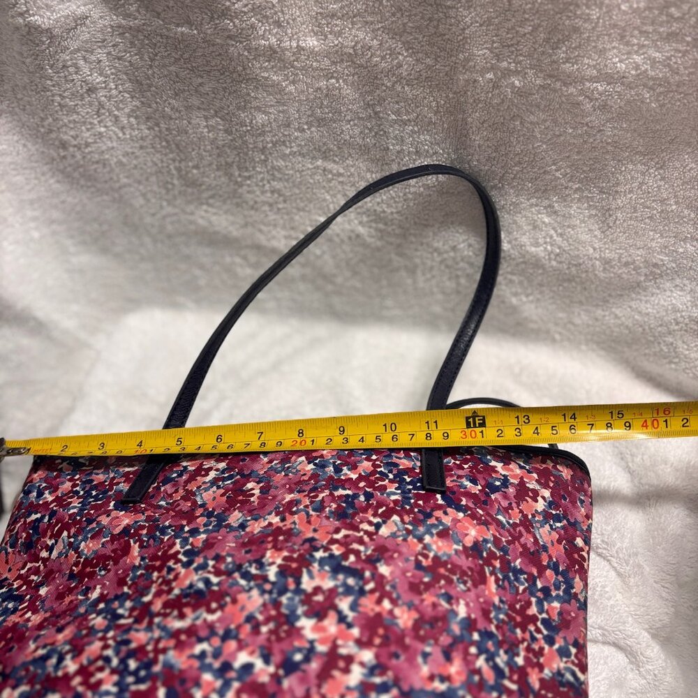 Nine West Floral Tote Bag in Coated Canvas Feminine Ditsy Prairie core - Picture 12 of 14